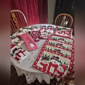 St. Nickolas Square Kitchen Towel/placemats/runner Set